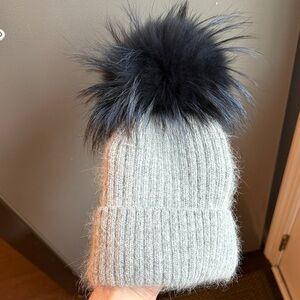 Linda Richards Pom Pom fur beanie
